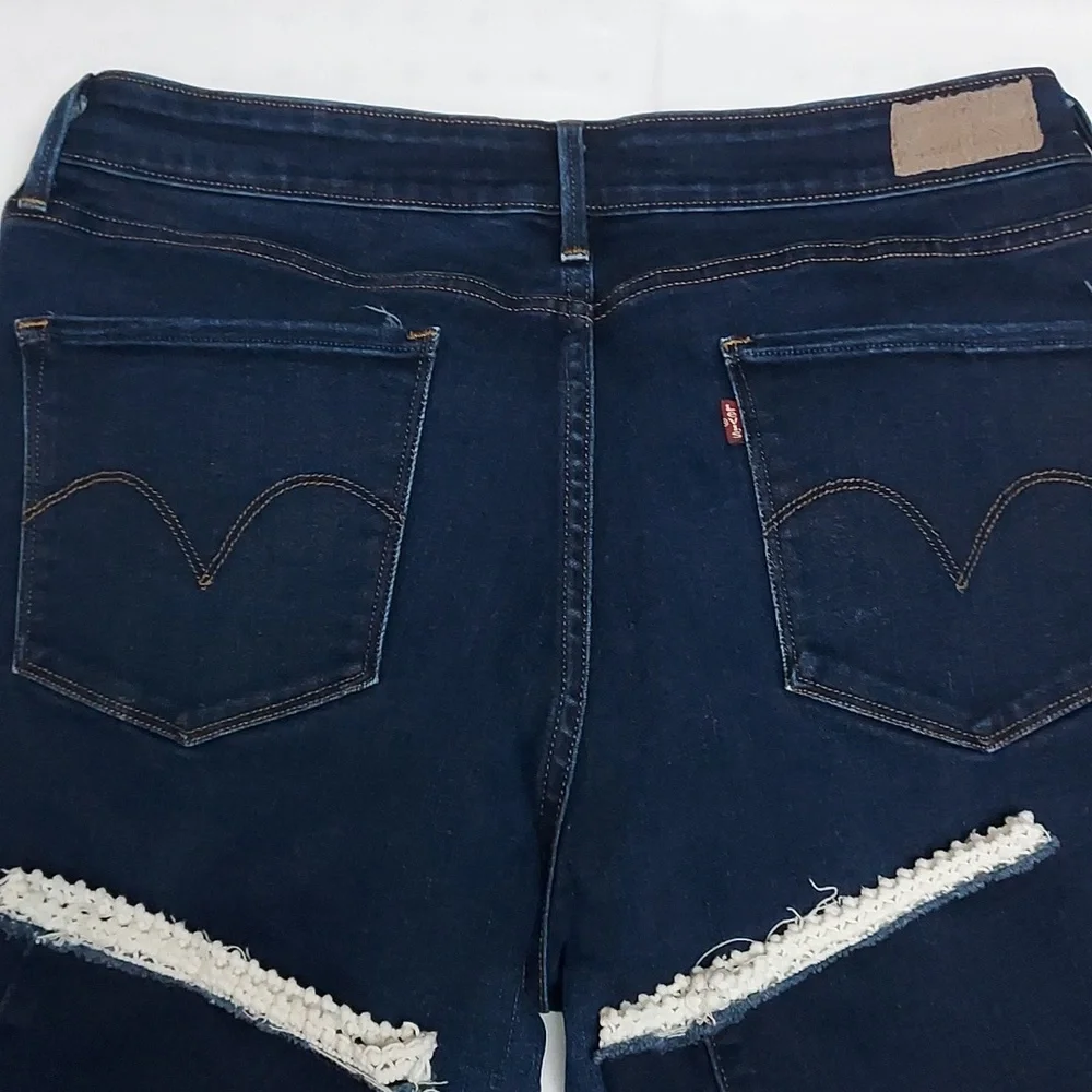 Levis Women's Blue Jeans Sz 14 - Picture 5 of 9